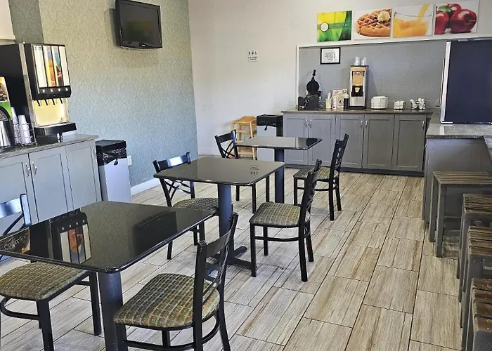 Quality Inn Near Blue Spring